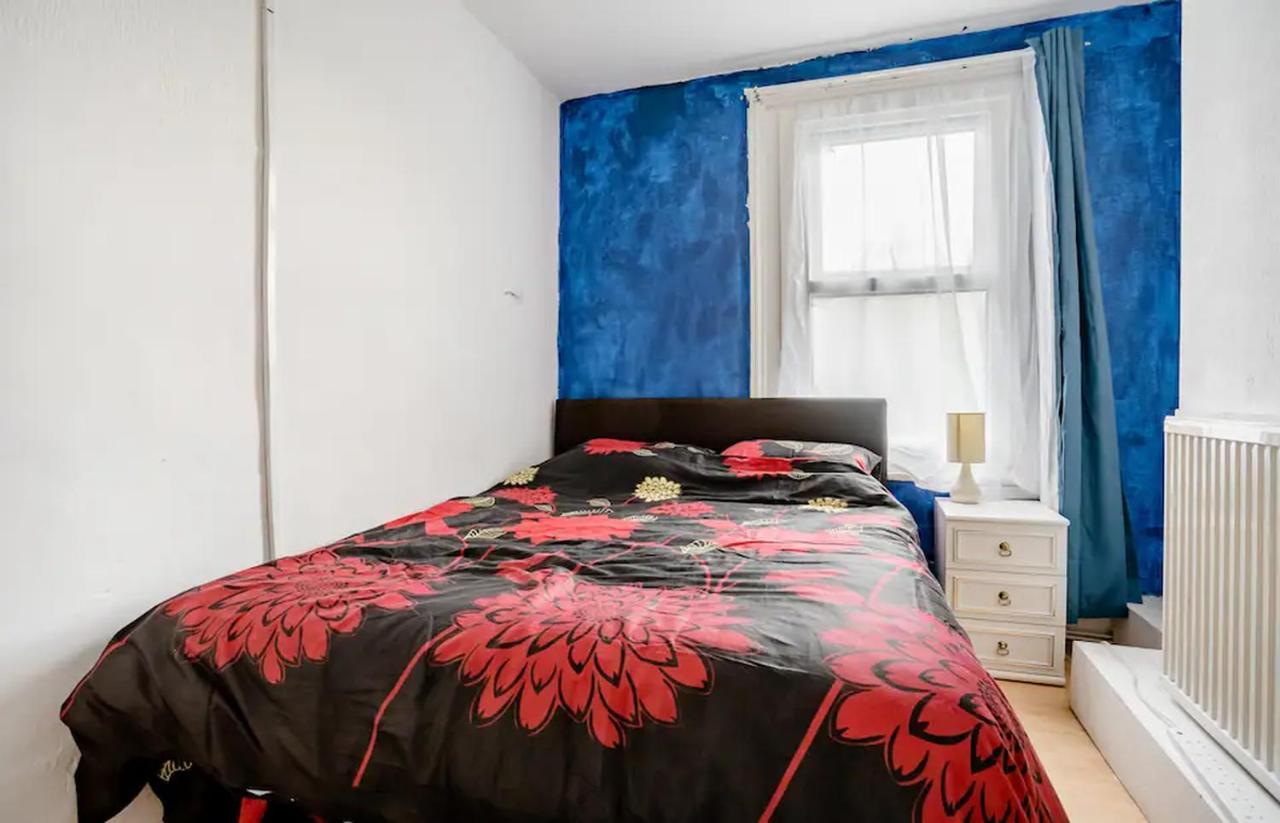 Homestay Near Tottenham Hotspur Stadium ロンドン エクステリア 写真